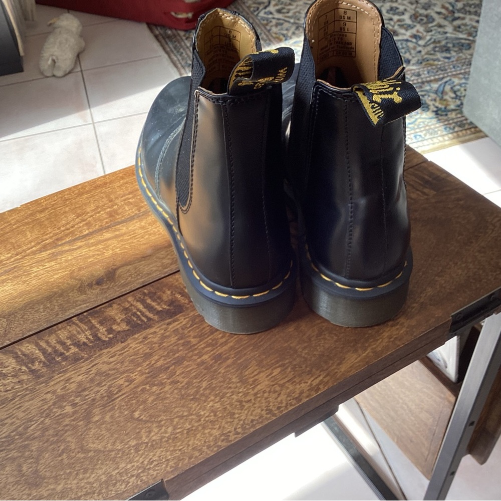 Doc martens Chelsea boots men size 8